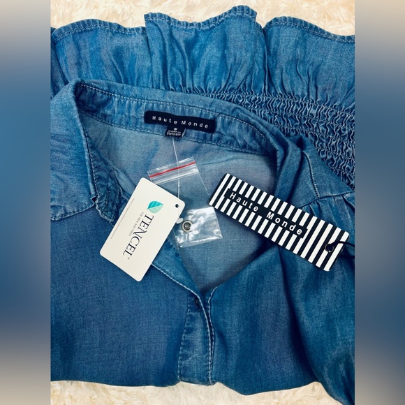 NWT- Chambray Smocked Blouse Sz S by Haute Monde - Picture 7 of 8